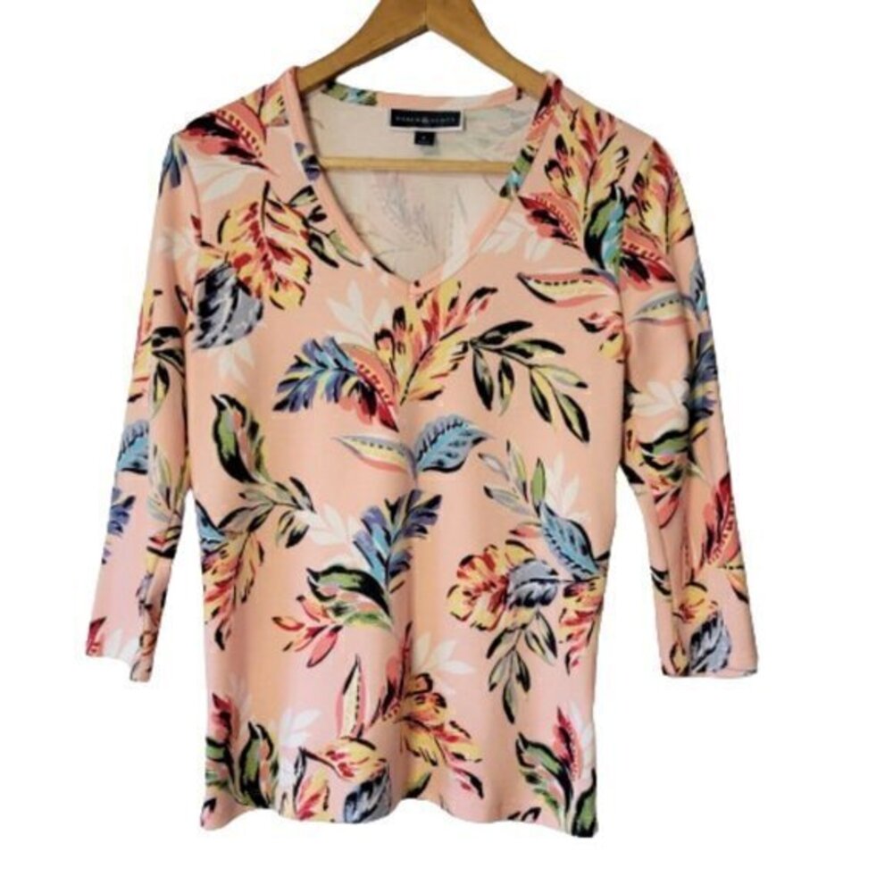 Karen Scott T-Shirt Blush Pink with Leaf Pattern V Neck Size Small